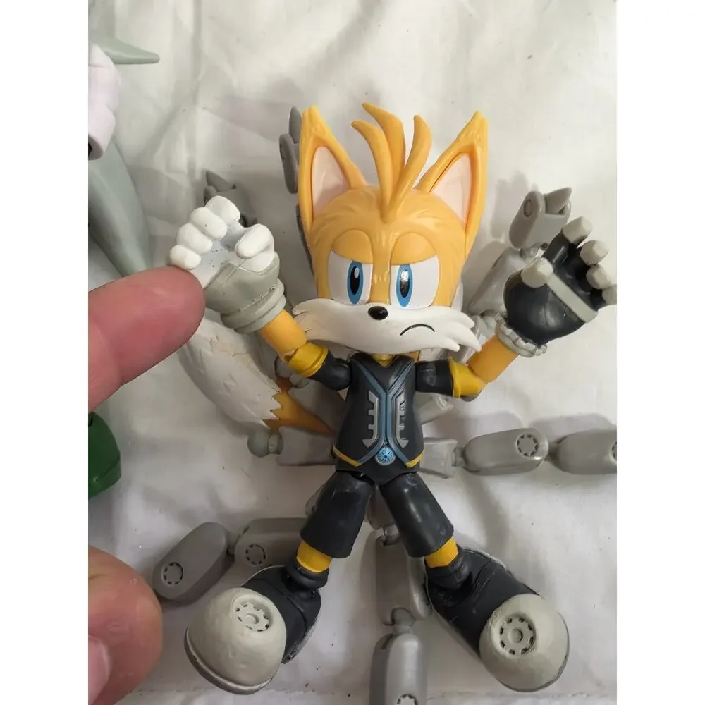 Jakks Pacific pictures good measurements